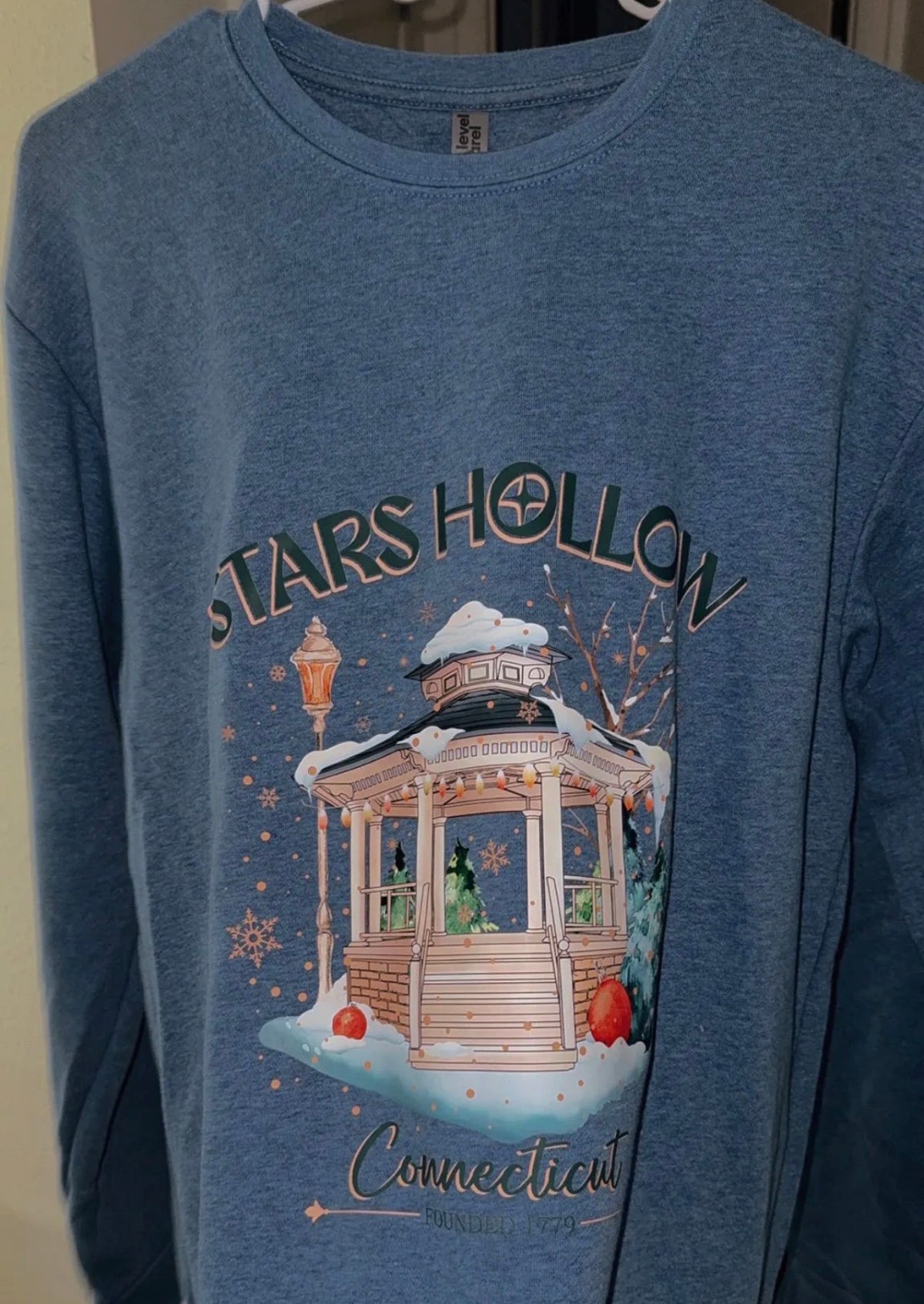 Large S hallow crew