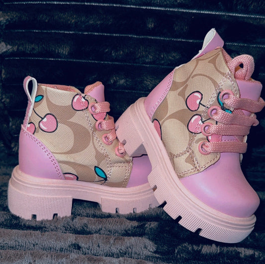 Kids pink boots