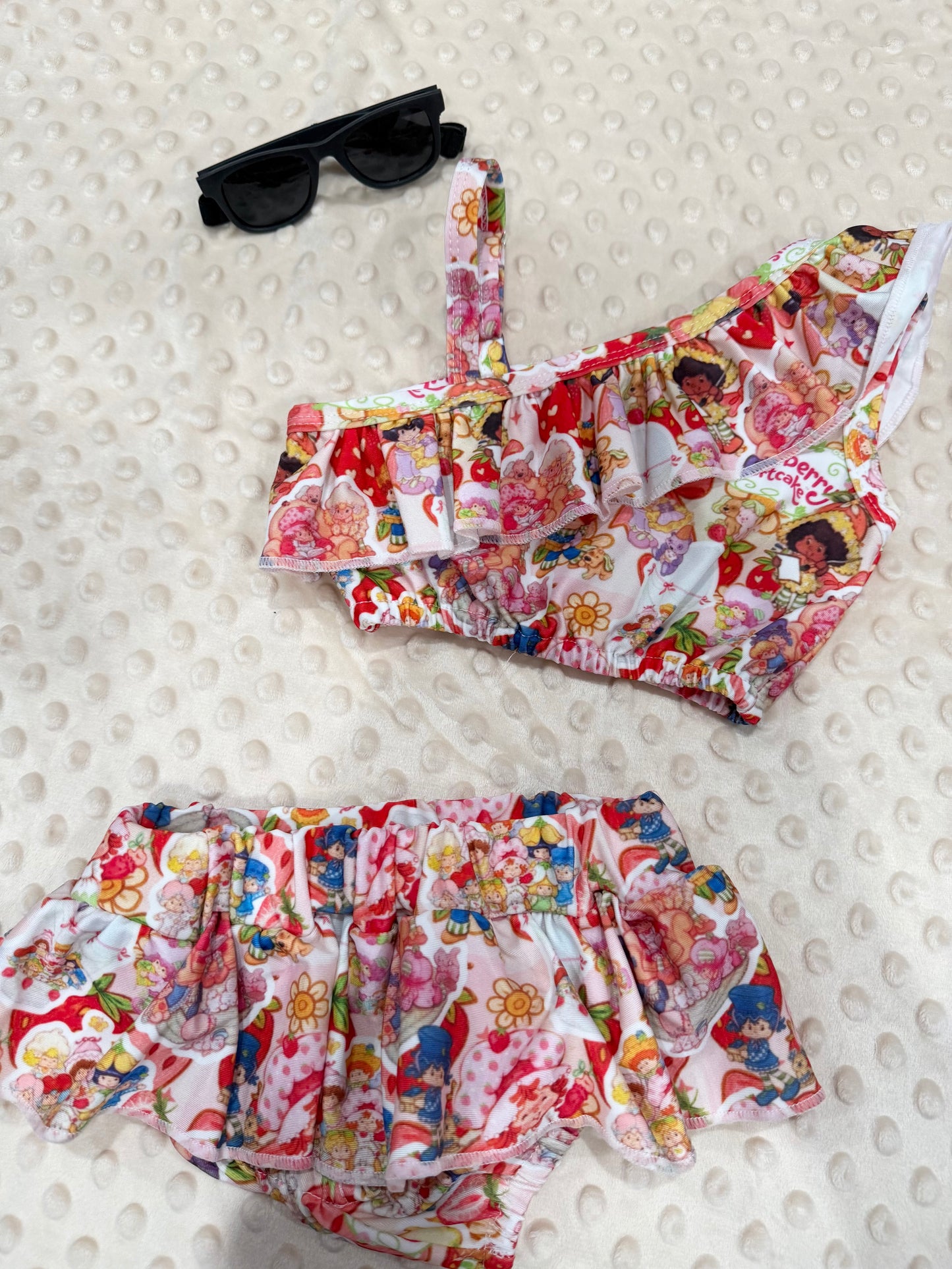 Strawberry swim set